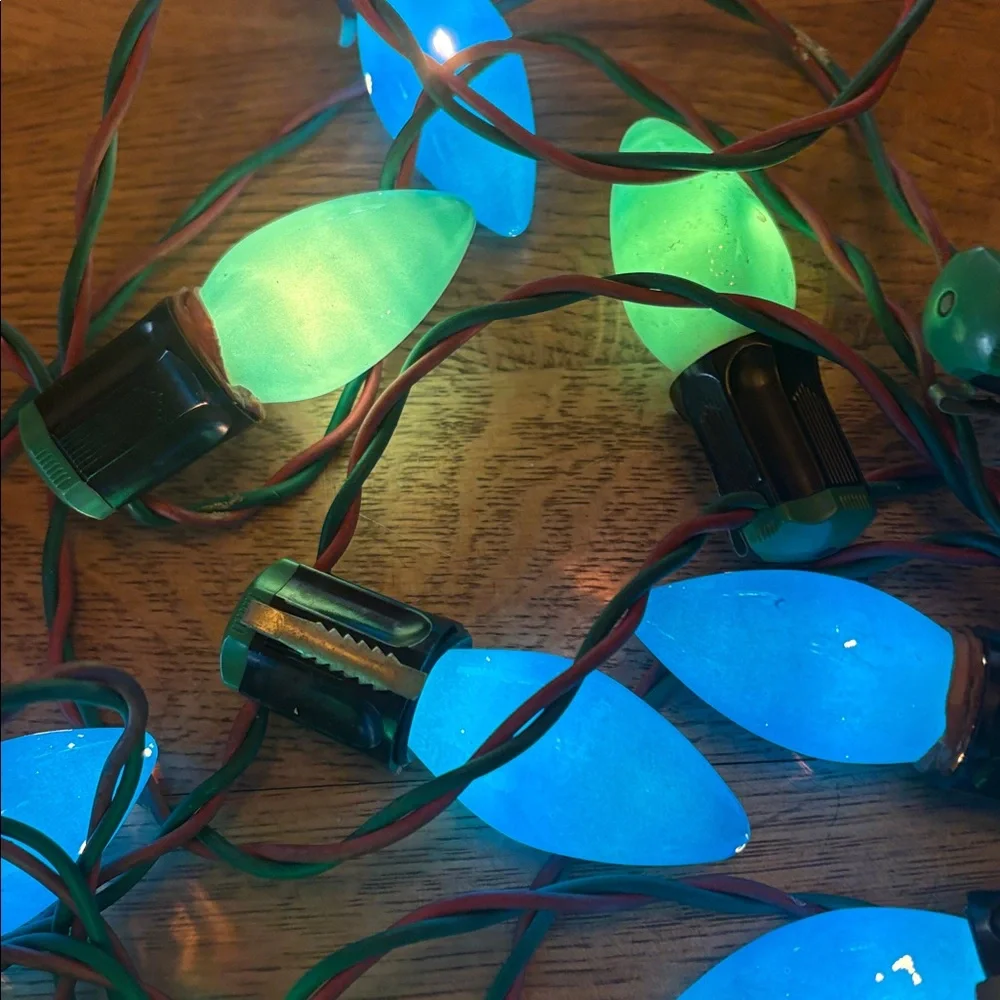 Vintage 50s-60s Christmas Blue & Green 25 Light Strand Size C9